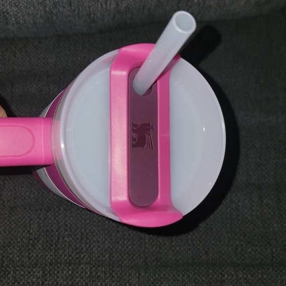 💓💓💓FUCSHIA 30OZ STANLEY QUENCHER 💓💓💓 GENUINE STANLEY - Picture 3 of 4